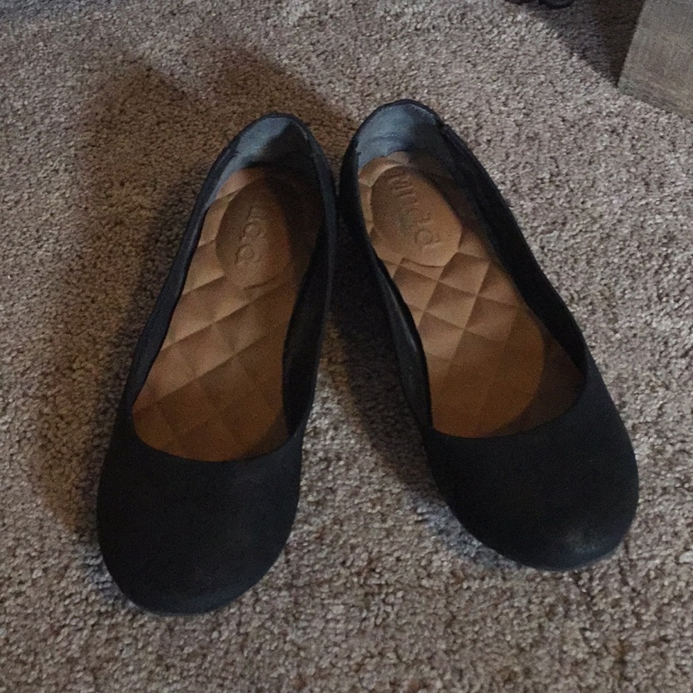 Matte black flats